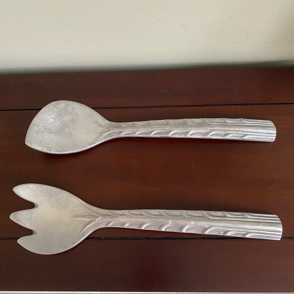 Silver/Pewter Salad Tongs Engraved Leafs